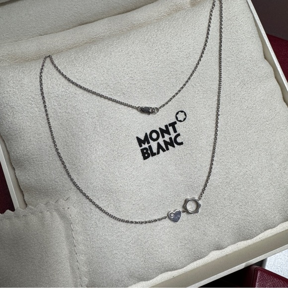 Montblanc white gold necklace with diamond - Picture 1 of 7